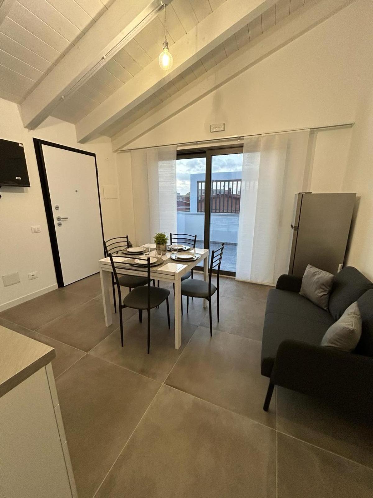 Family House Apartment Porto Torres Bagian luar foto